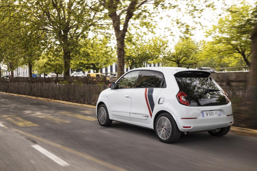  Renault Twingo le coq sportif 2019 года  (фото 20 из 28)